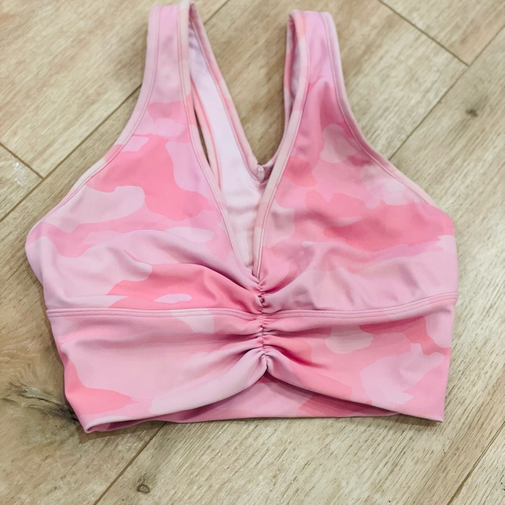 Alo rouge sport bra
